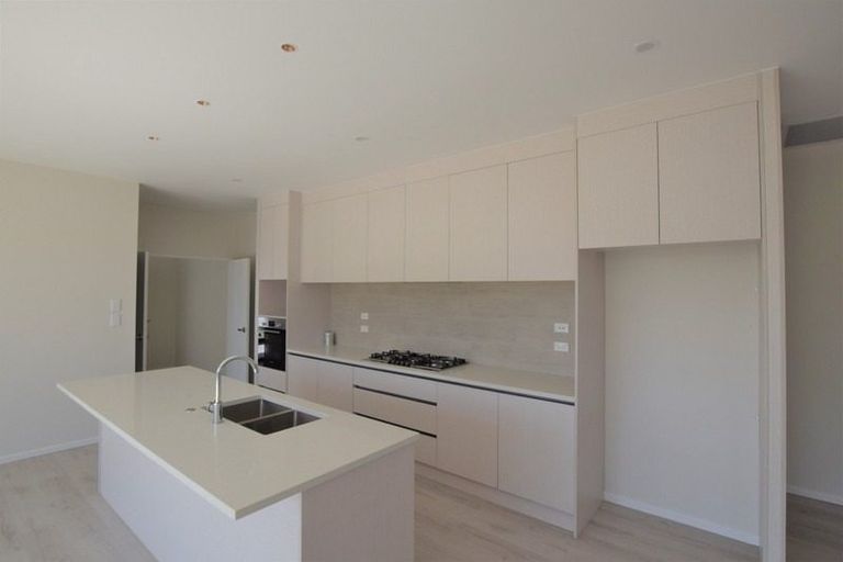 Photo of property in 36 Harbour Crest Drive, Waiuku, 2123