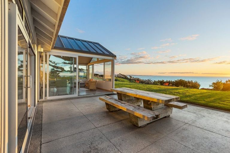 Photo of property in 379c Pukearuhe Road, Waiiti, Urenui, 4377