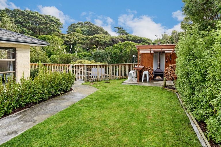Photo of property in 2 Waimarino Road, Pukerua Bay, 5026