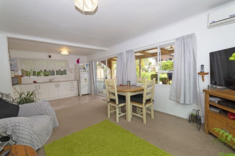 Photo of property in 14 Waimauku Station Road, Waimauku, 0812