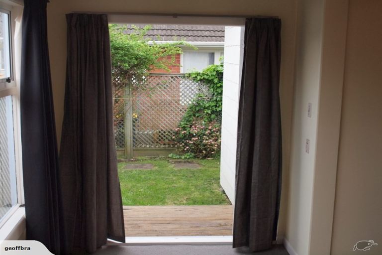 Photo of property in 2/85 Lake Road, Belmont, Auckland, 0622