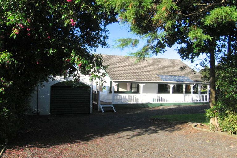 Photo of property in 59 Tane Road, Laingholm, Auckland, 0604