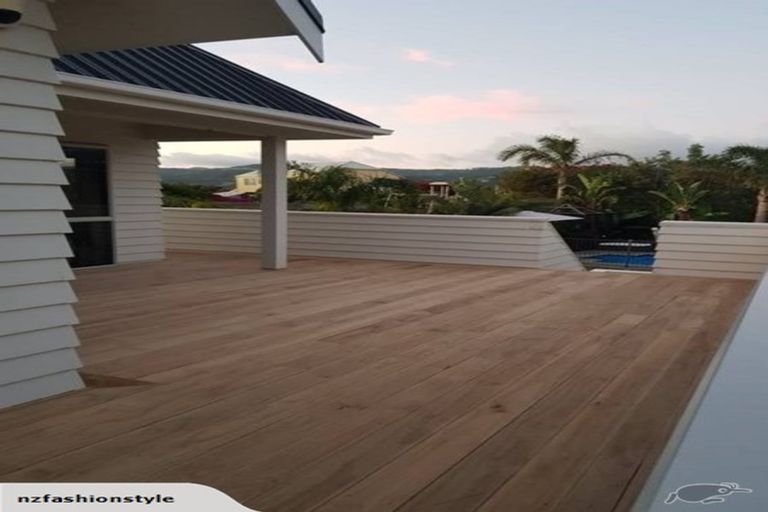 Photo of property in 11 Lagoon Way, Omaha, 0986