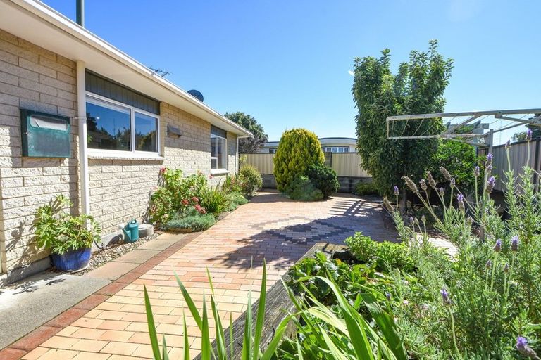 Photo of property in 65 Park Road, Carterton, 5713