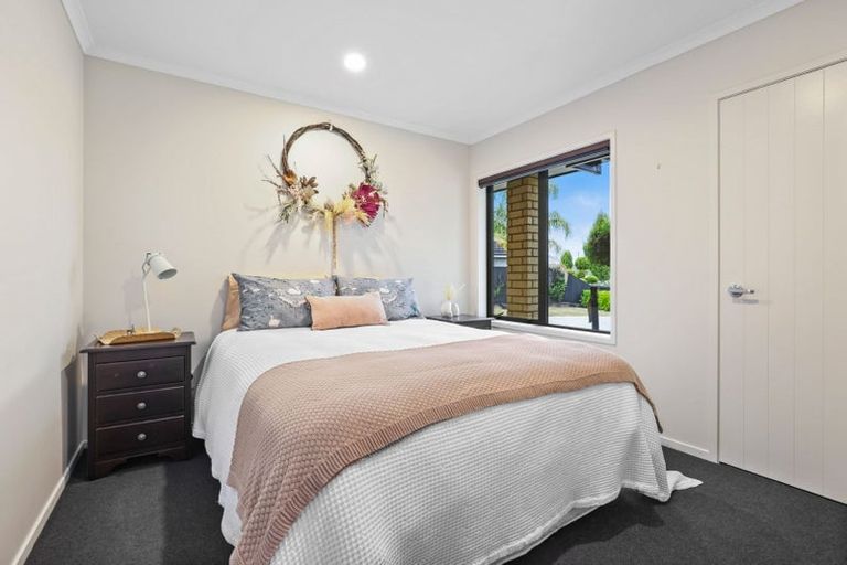 Photo of property in 123 Saint James Drive, Huntington, Hamilton, 3210