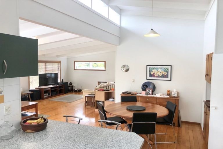 Photo of property in 104 Aeroview Drive, Beach Haven, Auckland, 0626