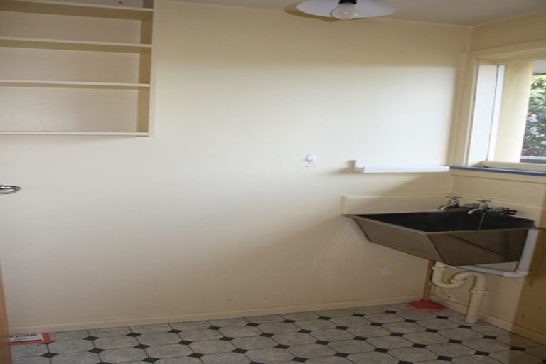 Photo of property in 32 Royalist Avenue, North New Brighton, Christchurch, 8083