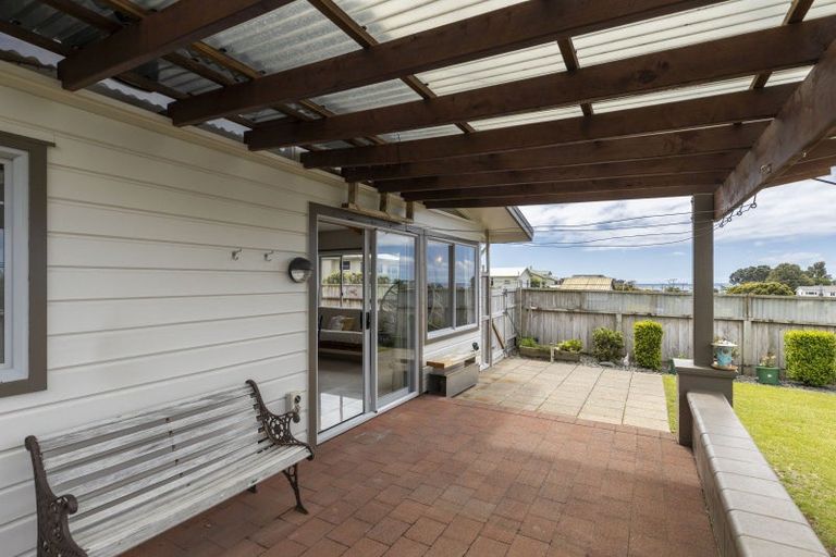 Photo of property in 70 Bayly Road, Blagdon, New Plymouth, 4310