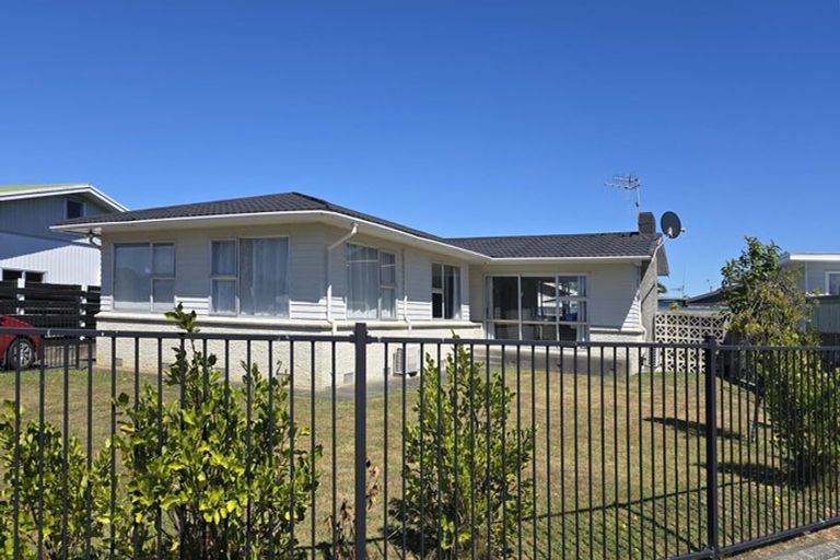 Photo of property in 47 Norwich Crescent, Tamatea, Napier, 4112