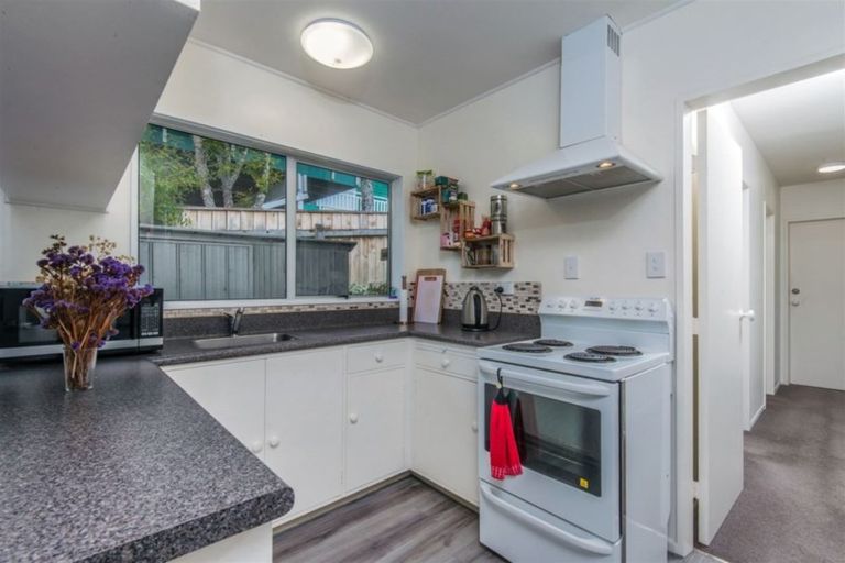 Photo of property in 10a Dormar Place, Churton Park, Wellington, 6037