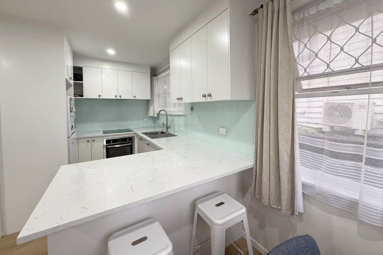 Photo of property in 6/33 Kitchener Road, Sandringham, Auckland, 1025
