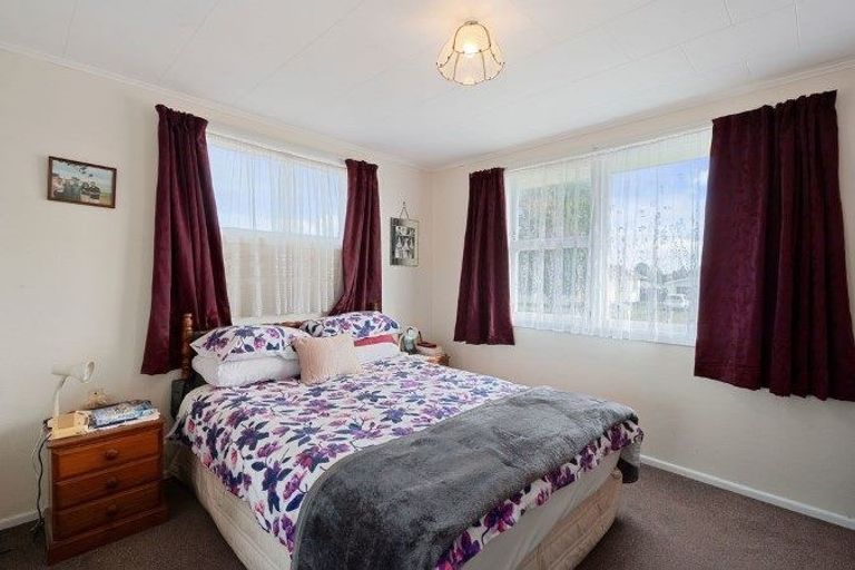 Photo of property in 1 Moa Place, Tokoroa, 3420
