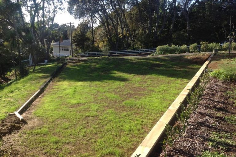 Photo of property in 6 Victoria Road, New Plymouth, 4310