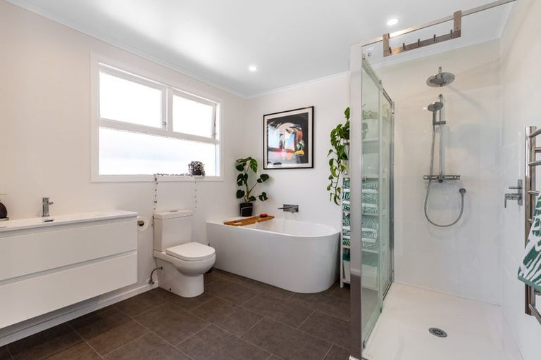 Photo of property in 50 Rawhiti Road, Pukerua Bay, 5026