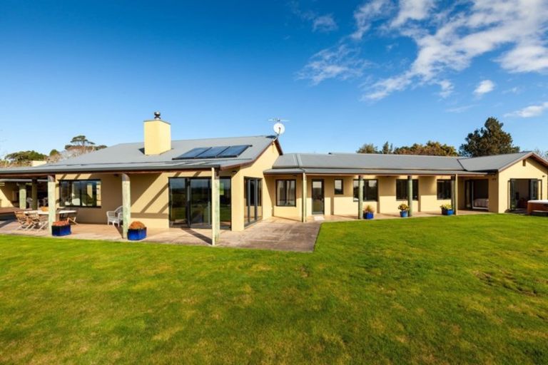 Photo of property in 67 Wilson Road, Urenui, 4375