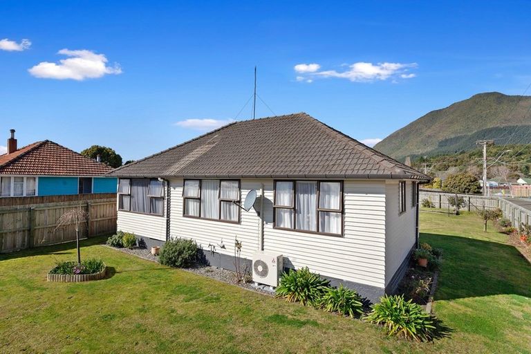 Photo of property in 30 Grey Street, Kawerau, 3127