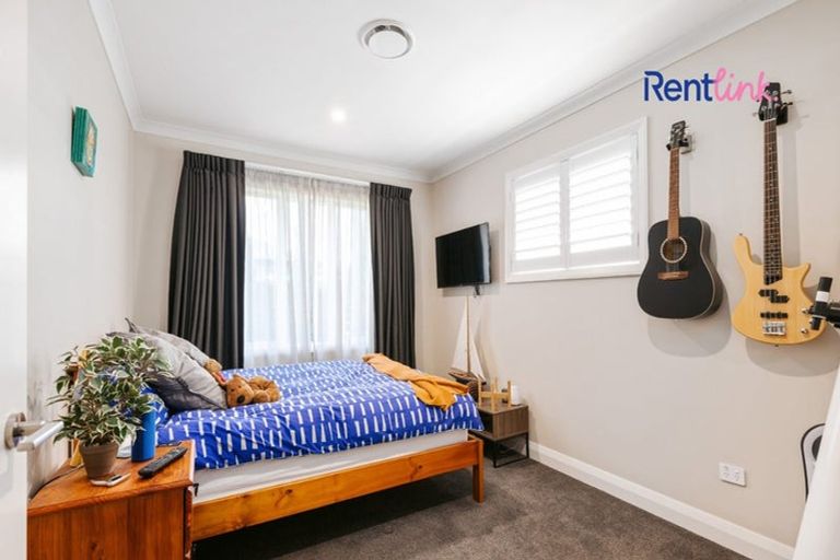 Photo of property in 17 Matepu Crescent, Pyes Pa, Tauranga, 3112