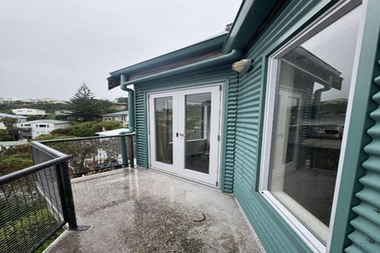 Photo of property in 36a Sutherland Crescent, Melrose, Wellington, 6023