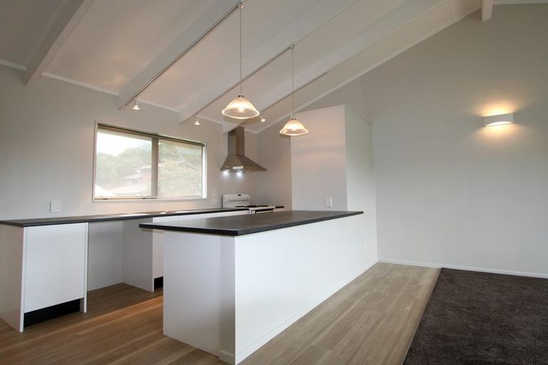 Photo of property in 42 Jackson Terrace, Ranui, Porirua, 5024