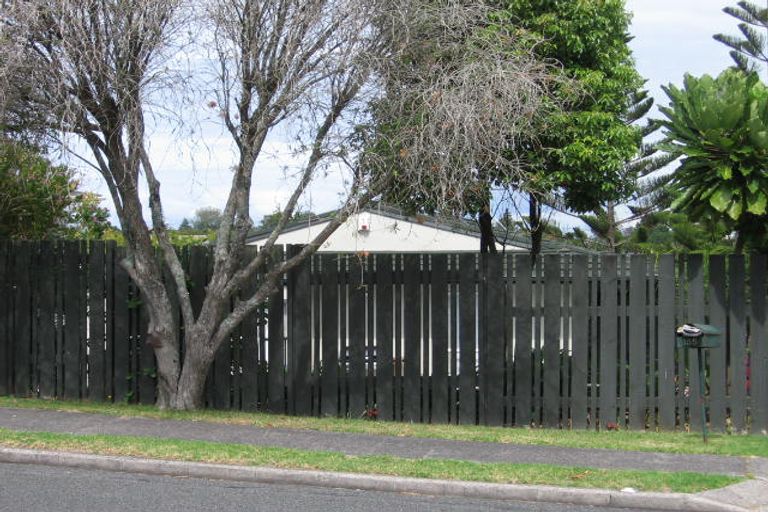 Photo of property in 155 Weatherly Road, Torbay, Auckland, 0630