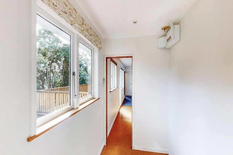 Photo of property in 18 Rochester Street, Wilton, Wellington, 6012