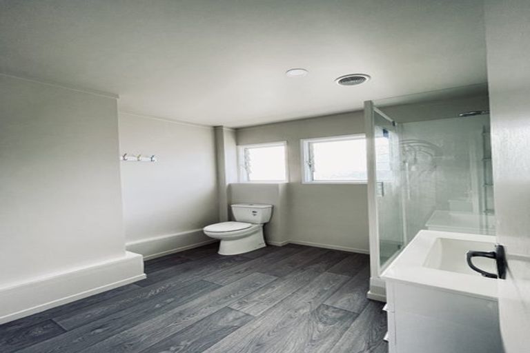 Photo of property in 12 Wellington Street, Hamilton East, Hamilton, 3216