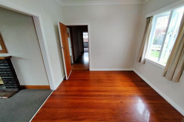 Photo of property in 87 Guy Avenue, Takaro, Palmerston North, 4410