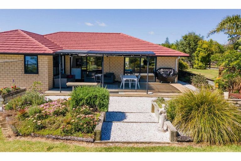Photo of property in 14 Greenway Drive, Kerikeri, 0230