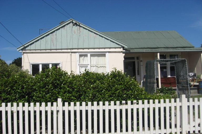 Photo of property in 106 Waltham Road, Sydenham, Christchurch, 8023