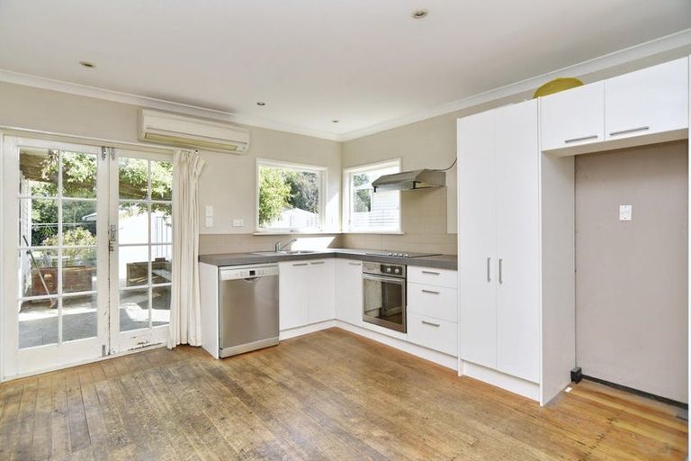 Photo of property in 18 Pinewood Avenue, North New Brighton, Christchurch, 8083