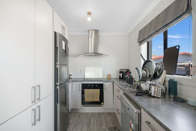 Photo of property in 93 Regent Street, Newfield, Invercargill, 9812