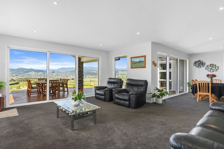 Photo of property in 70 Teapot Valley Road, Brightwater, 7091