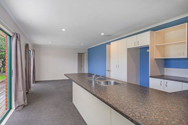 Photo of property in 40 Cholmondeley Crescent, Whitianga, 3510