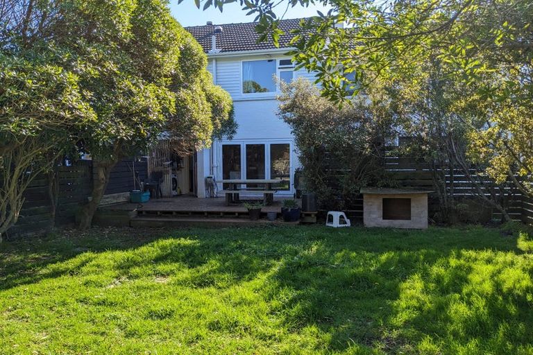 Photo of property in 30 Durham Crescent, Fairfield, Lower Hutt, 5011