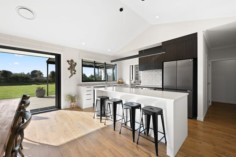 Photo of property in 21 Delta Way, Te Kowhai, Hamilton, 3288