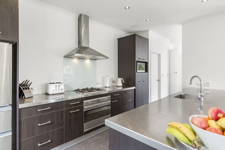 Photo of property in 204 Schnapper Rock Road, Schnapper Rock, Auckland, 0632