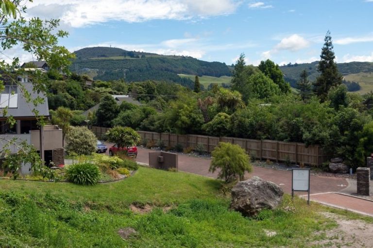 Photo of property in 13 Gemini Place, Kawaha Point, Rotorua, 3010