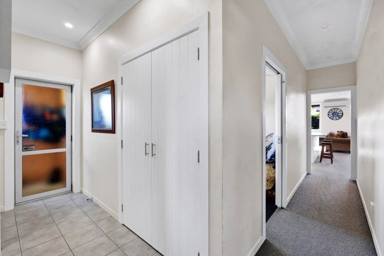 Photo of property in 5674 Mountain Road, Normanby, Hawera, 4673