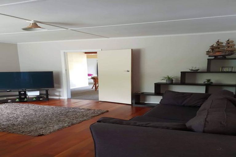 Photo of property in 30a Field Street, Silverstream, Upper Hutt, 5019