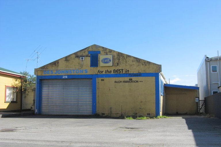 Photo of property in 25-27 Revell Street, Hokitika, 7810