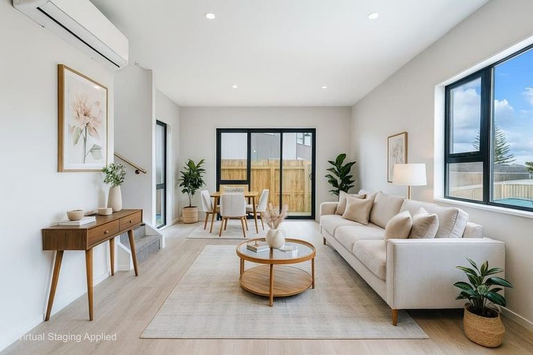 Photo of property in 2/155 Te Atatu Road, Te Atatu South, Auckland, 0610