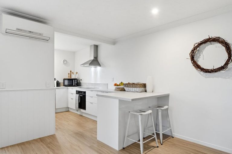 Photo of property in 1/54 Aorangi Road, Bryndwr, Christchurch, 8053