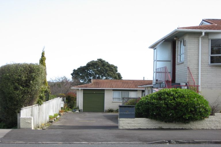 Photo of property in 2/50 Paynters Avenue, Strandon, New Plymouth, 4312