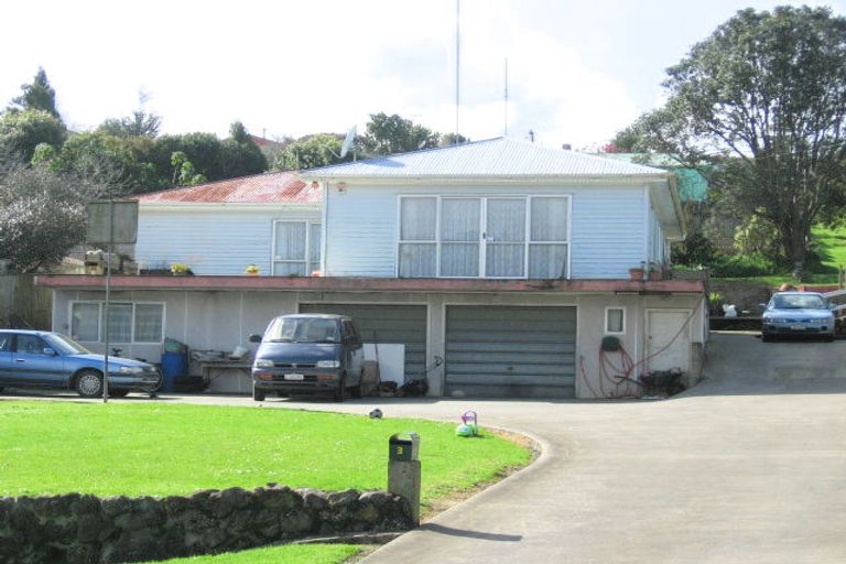 Photo of property in 3 Charles Street, Te Kamo, Whangarei, 0112