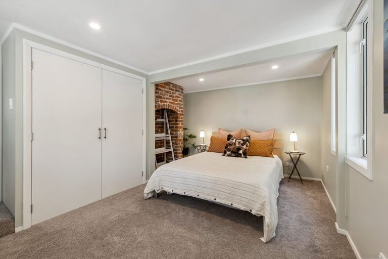 Photo of property in 122 Pendarves Street, New Plymouth, 4312