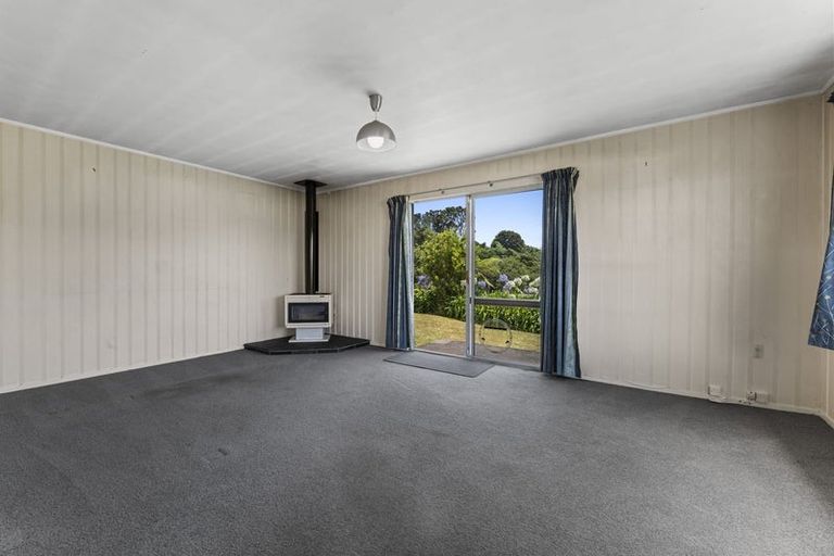 Photo of property in 19 Shaldon Crescent, Blagdon, New Plymouth, 4310