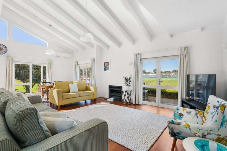 Photo of property in 13 Coutts Road, Pauanui, Hikuai, 3579
