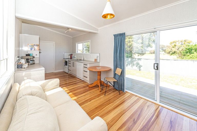 Photo of property in 18 Murch Place, Tawhero, Whanganui, 4500