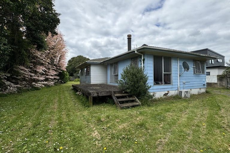 Photo of property in 5 Crispian Place, Weymouth, Auckland, 2103