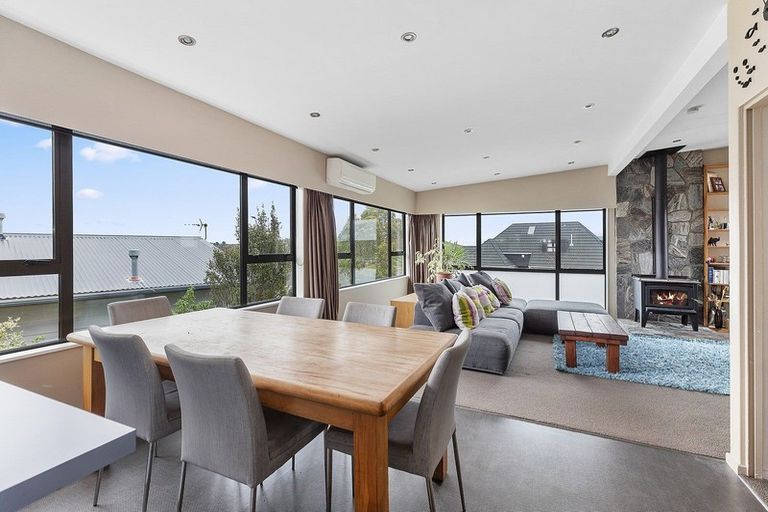 Photo of property in 24 Eskdale Road, Papakowhai, Porirua, 5024